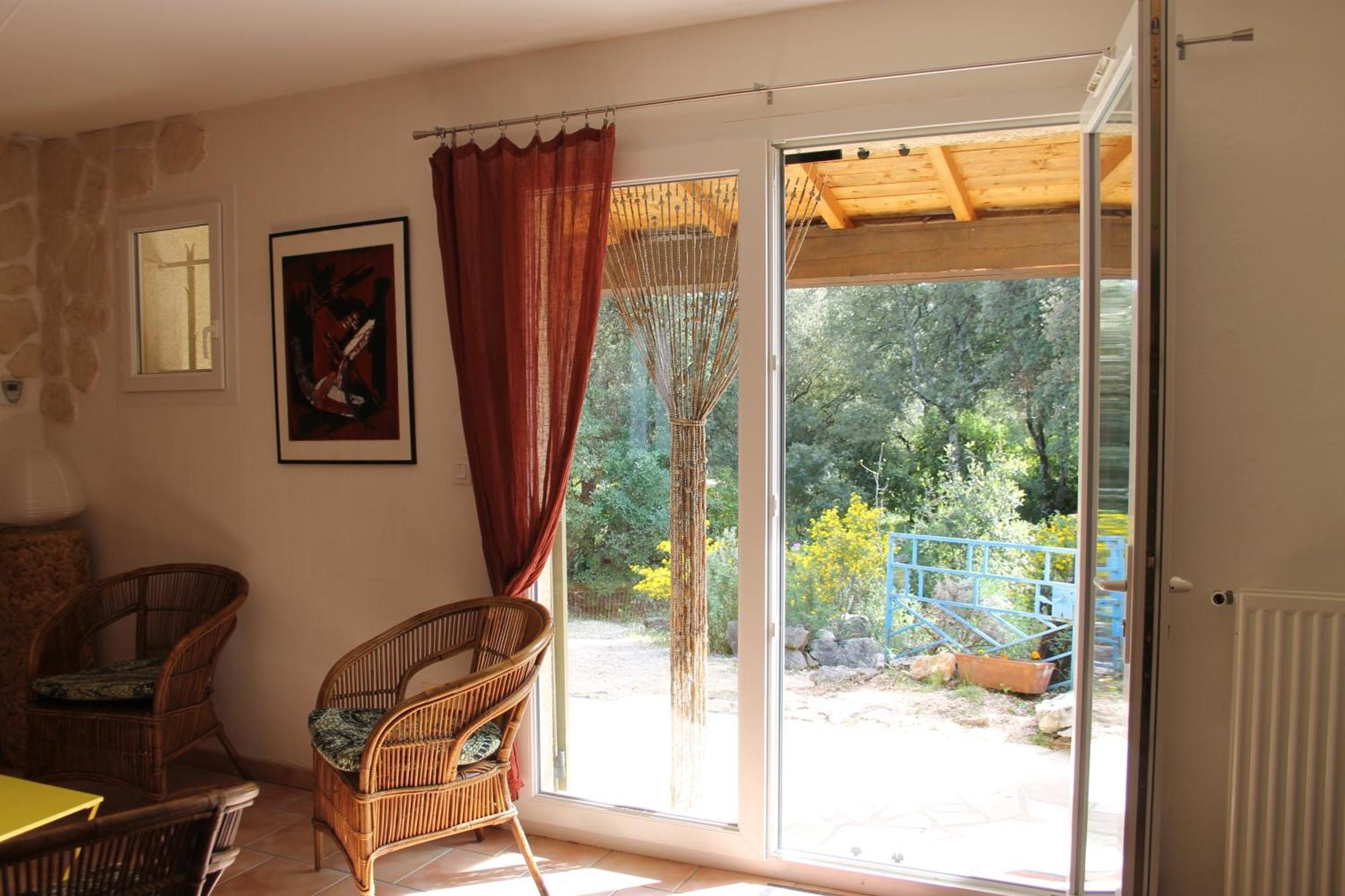 A L'Est D'Uzes Villa Saint-Siffret Room photo